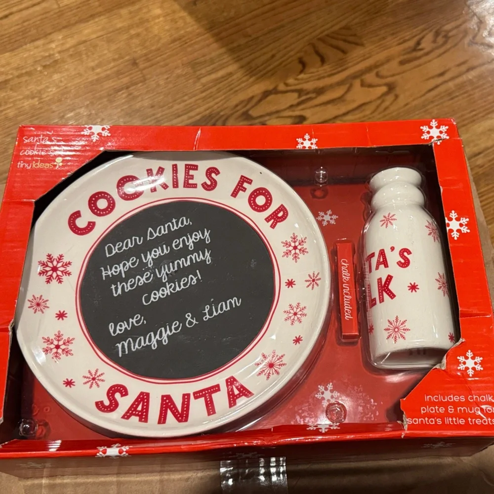 New in Box‎ Santa Milk and Cookies Set with Chalk